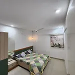 Anandi Service Apartment