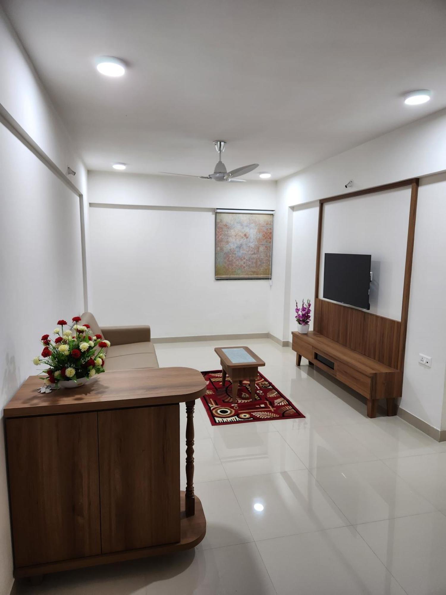 Anandi Service Apartment Pune